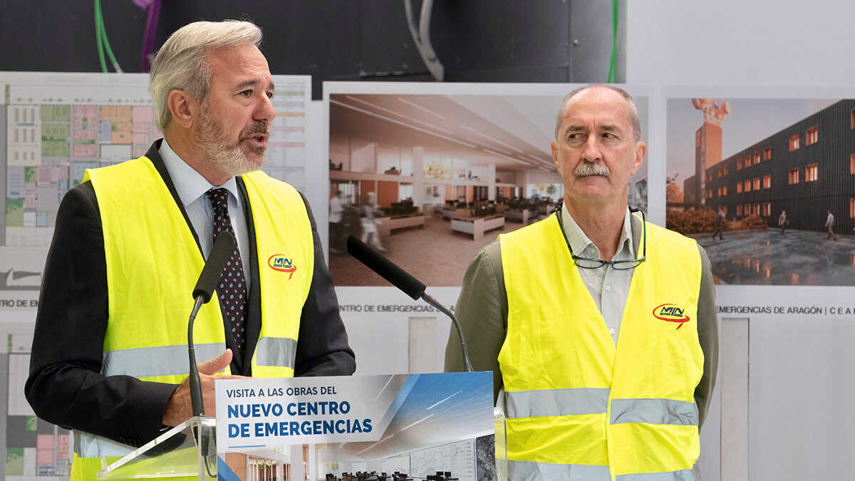 Azcón criticizes PSOE for calling tech investments “curses”: “They used to think they were blessings”