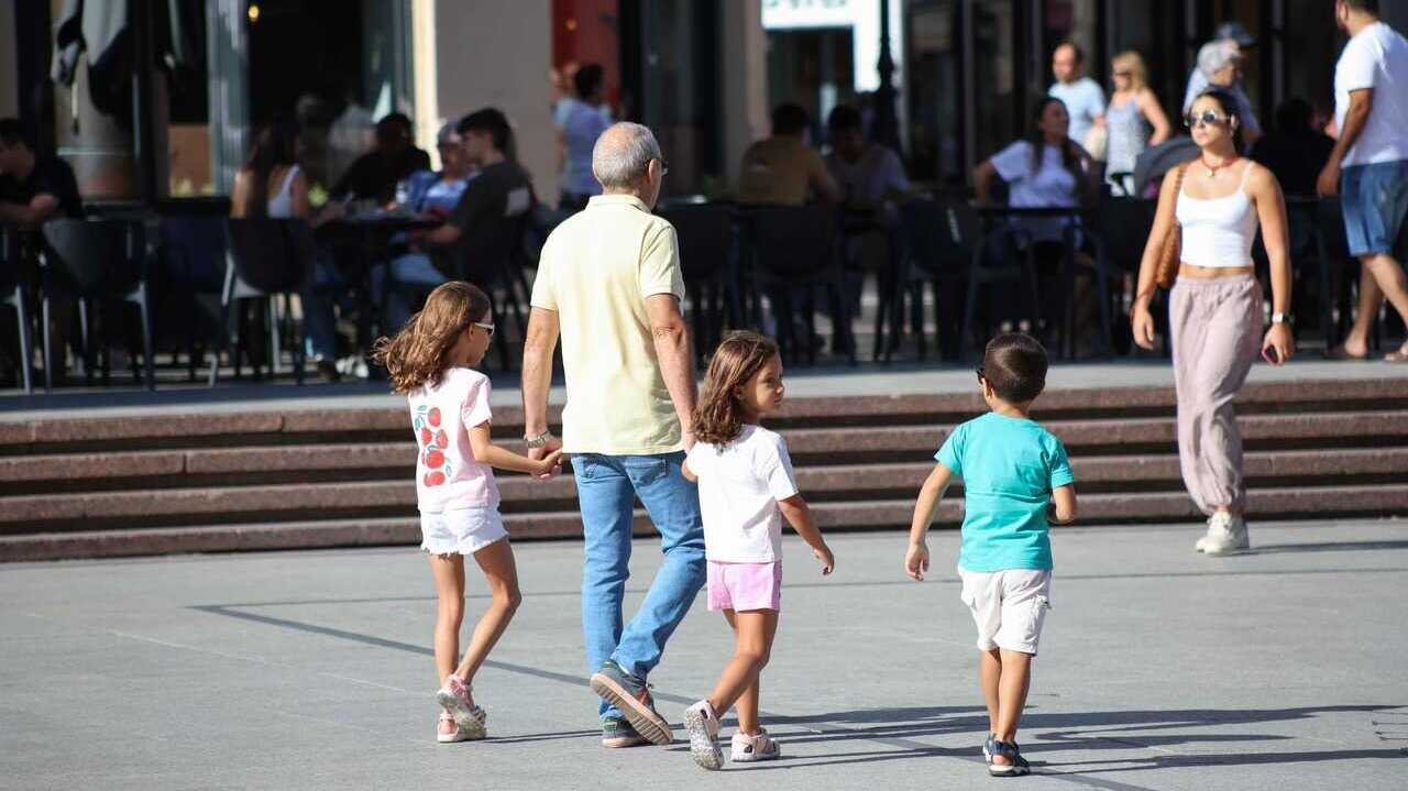 Large families in Zaragoza and Huesca will keep their certificates even after expiry: the new extension