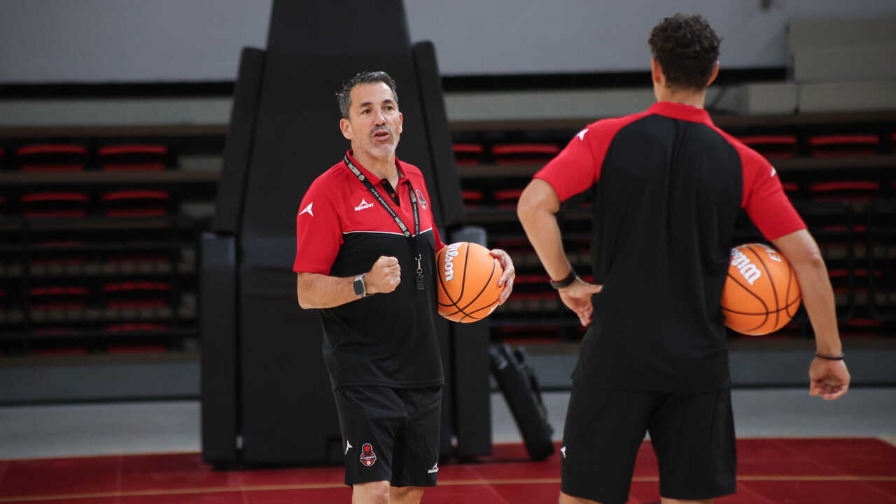 García de Vitoria, Casademont Zaragoza coach: "There is only one chance to make a good first impression"