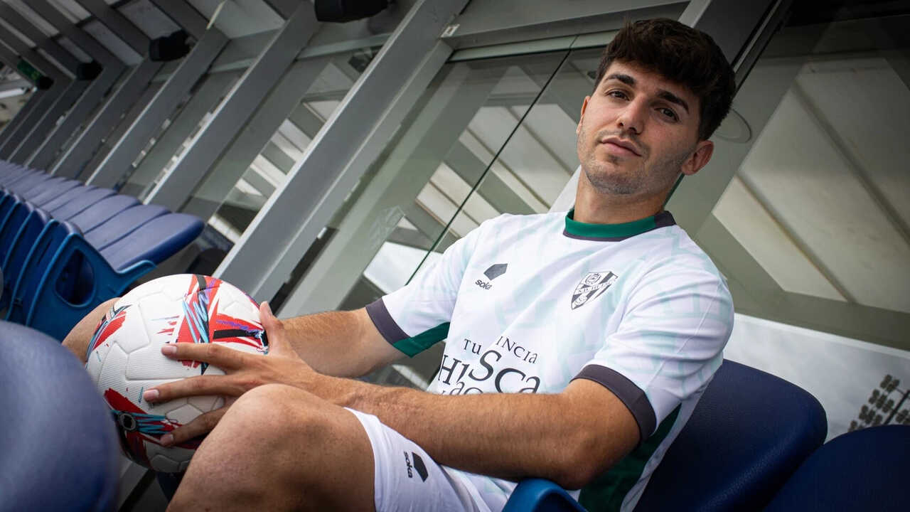 Former S.D. Huesca Player Earns Spain Under-21 Call-Up