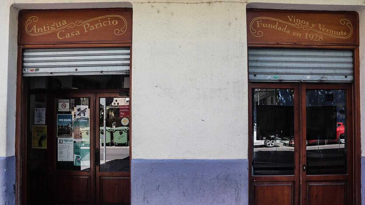 The Zaragoza Bar That Has Been Serving Vermouth and Anchovies for Almost a Century
