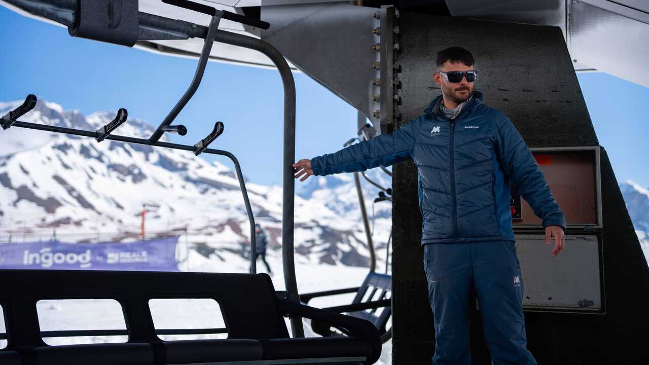 Work in the snow this ski season: 200 jobs with a free ski pass