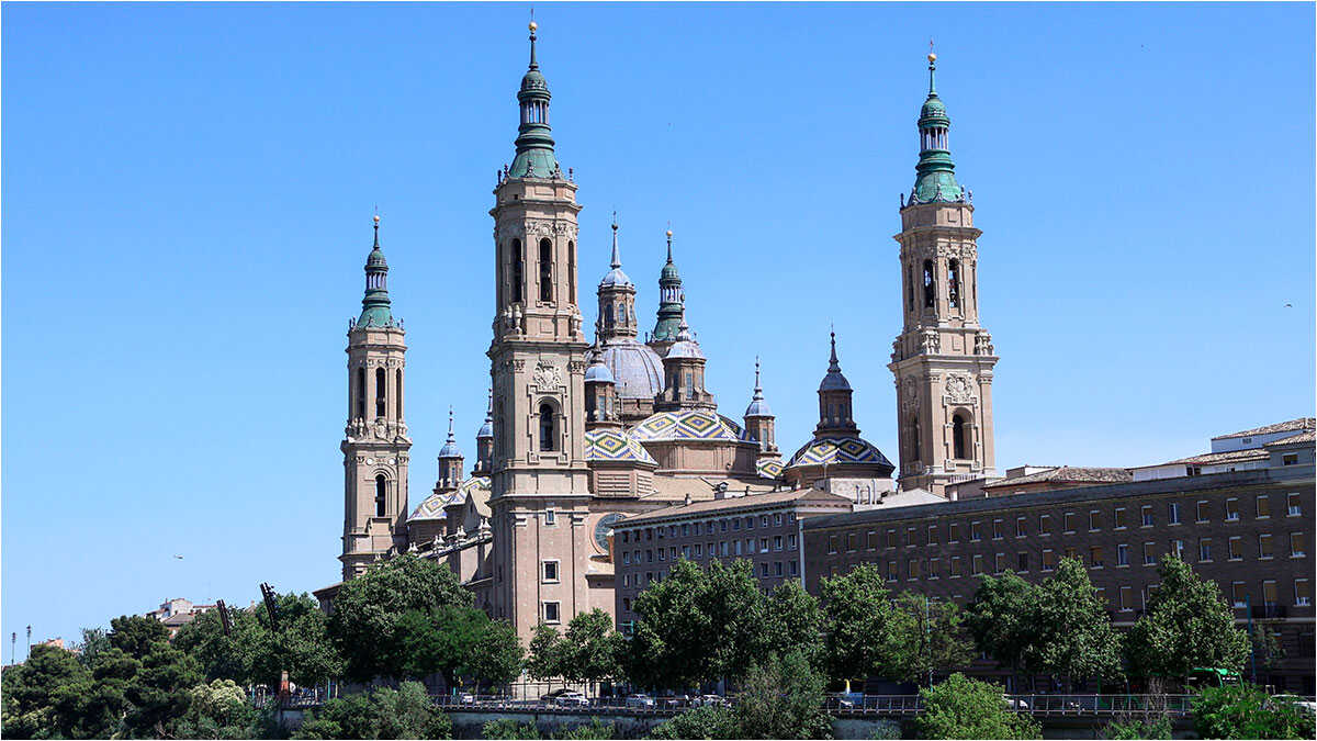 From the Historic Quarter to the Royal Maestranza: When to Enjoy Half-Price Tours