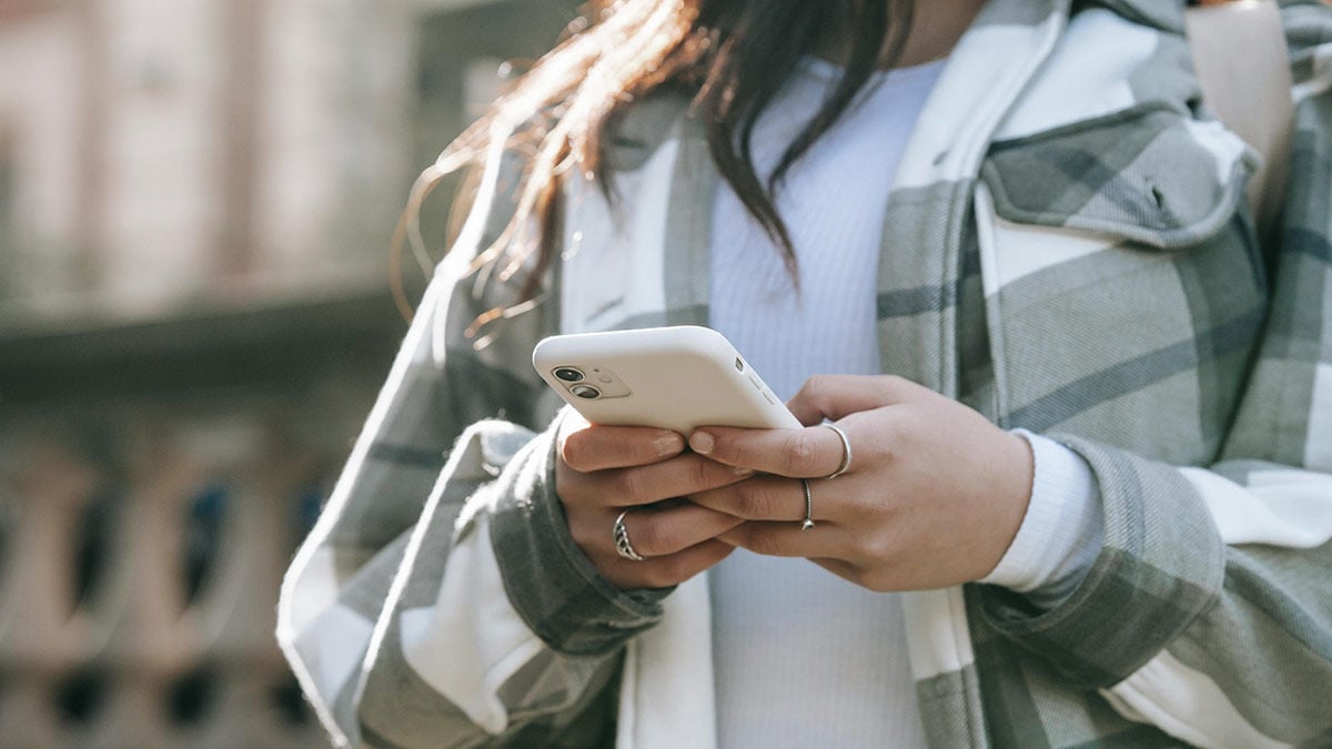 Nearly Half of 5th- and 6th-Grade Students in Aragon Have Their Own Mobile Phone: Average Age Is 11