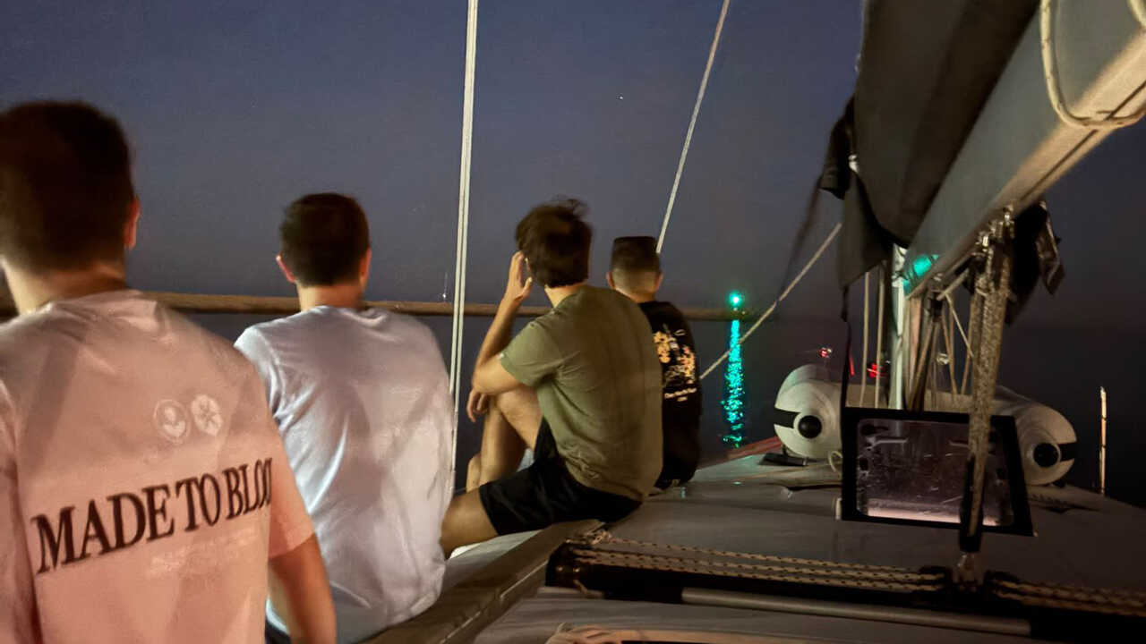Real Zaragoza fans sail to Ibiza: “We’re off on an adventure, but it’ll surely be worth it”