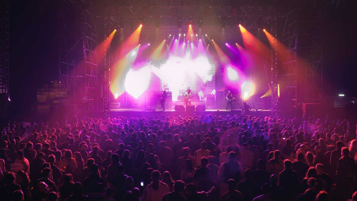 What the Pilar Festival sounded like 15 years ago: from Melendi and Dani Martín to Love of Lesbian and Malú