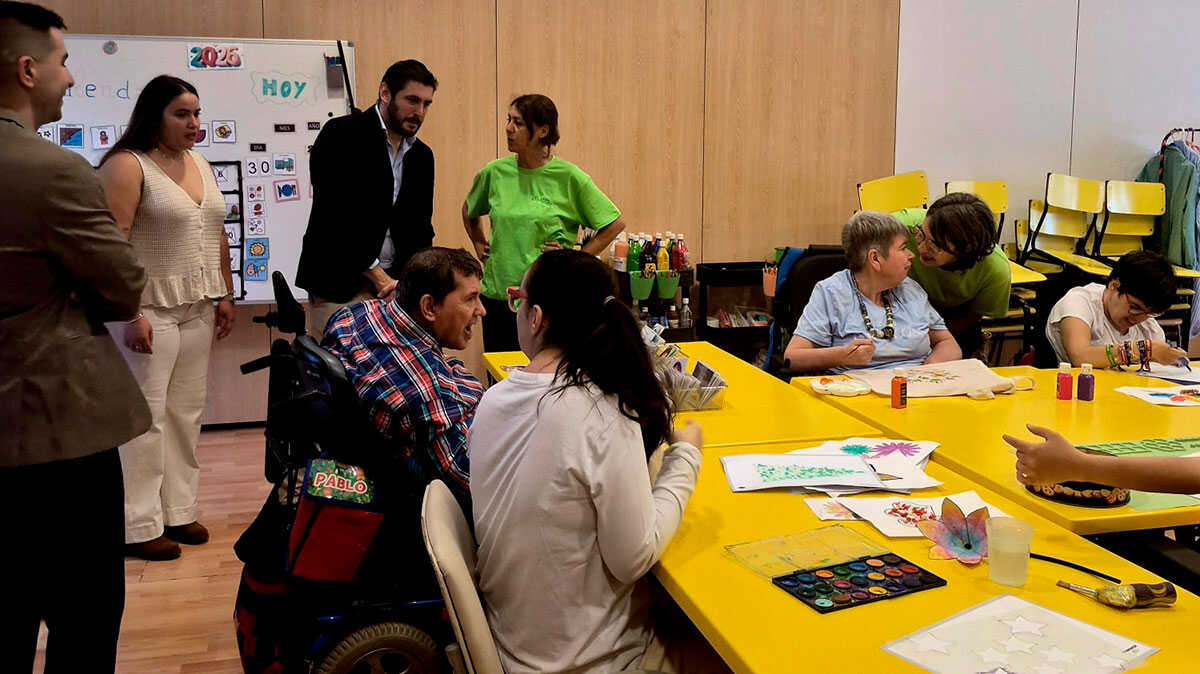 Aspace Zaragoza launches its World Cerebral Palsy Day agenda with a visit from the Aragon Government