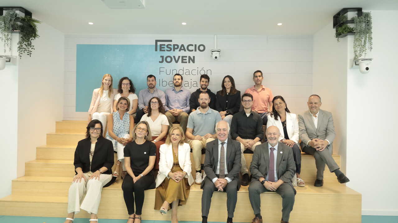 University of Zaragoza and Ibercaja Foundation renew agreement to support young talent