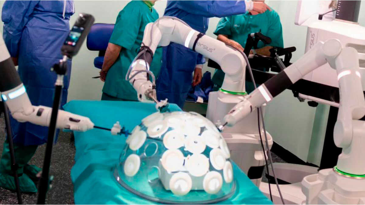 Surgical Robot at Teruel's Obispo Polanco Hospital Draws Interest From Other Spanish Centers