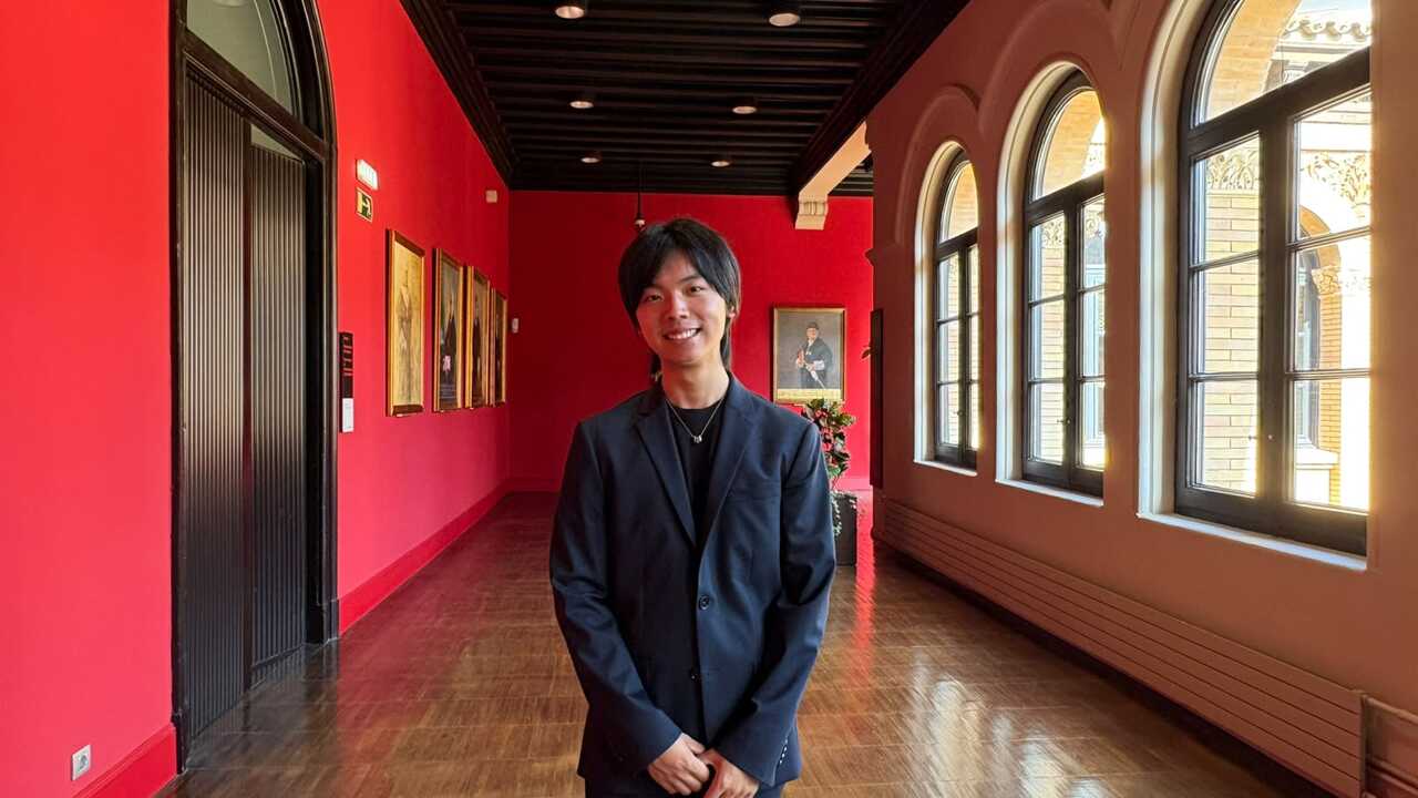 Zhang Yichi, a Chinese student in Zaragoza: “It’s an opportunity to learn the language and travel”