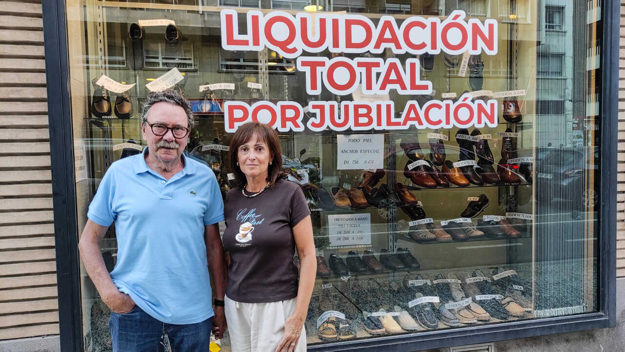 Calzados Ricardo bids farewell after more than a century on Coso: "Fewer and fewer centenarian businesses remain"