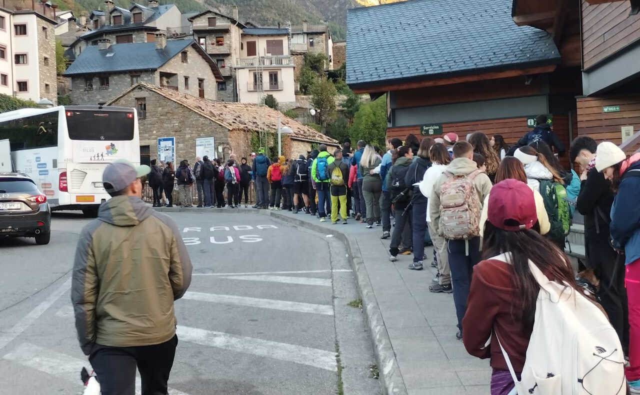 Ordesa repeats Saturday’s scene: access closed from 9 a.m. due to visitor influx
