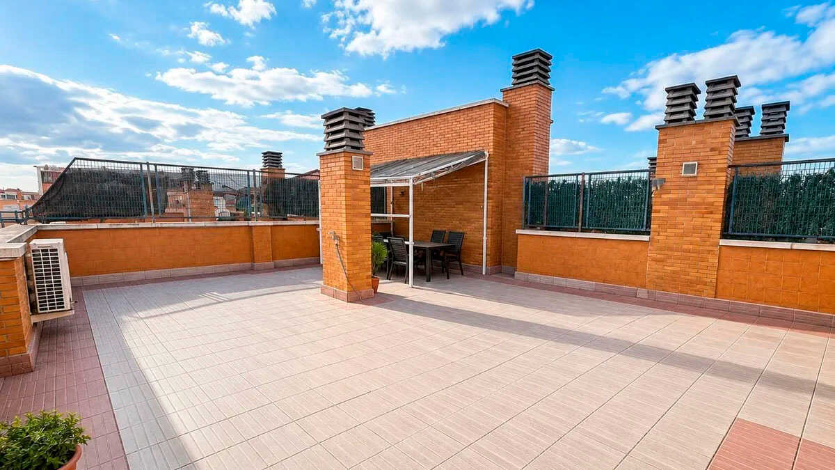 A spectacular penthouse in Zaragoza with a 90-square-metre terrace for €343,000